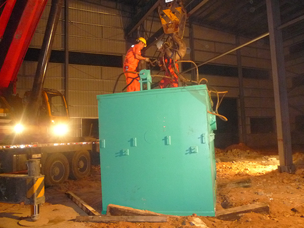 大型沖床吊裝 大型沖床吊裝